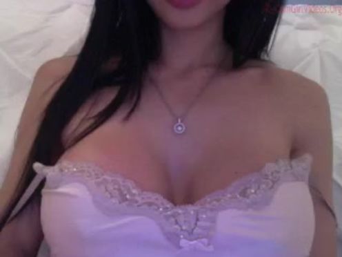 lexivixi Busty nipple shows off her charms