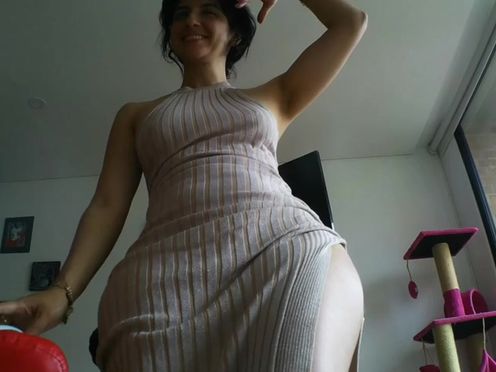 vanandjuani Cute whore posing in lingerie