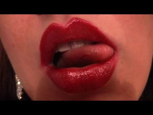 jolielacroixaddictive lips lick 2 big ass blonde in stockings twisting her ass