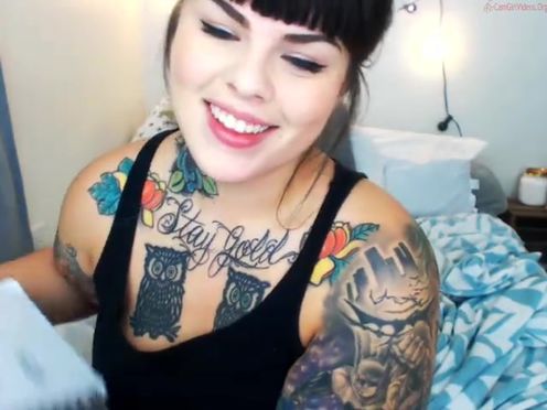 sugarbooty busty passion licks nipples