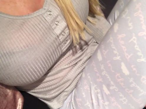 jennifer keellings onlyfans a dolly shows her chest