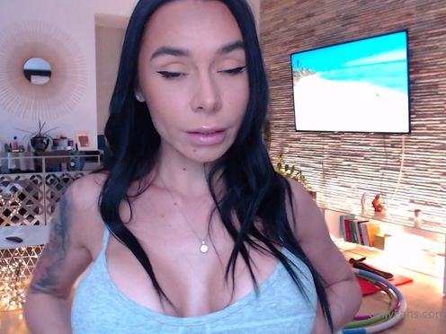 beabeatrice onlyfans young sluts dance striptease
