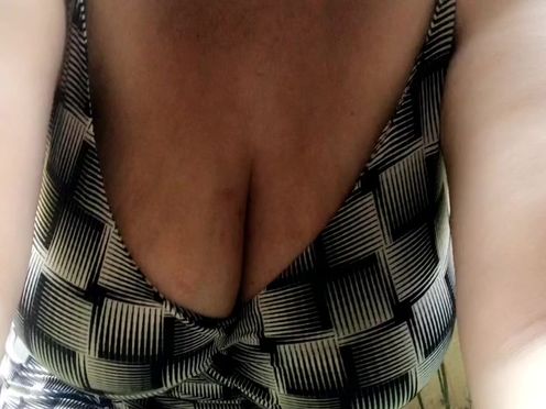 jaylenerio onlyfans sexy nipple