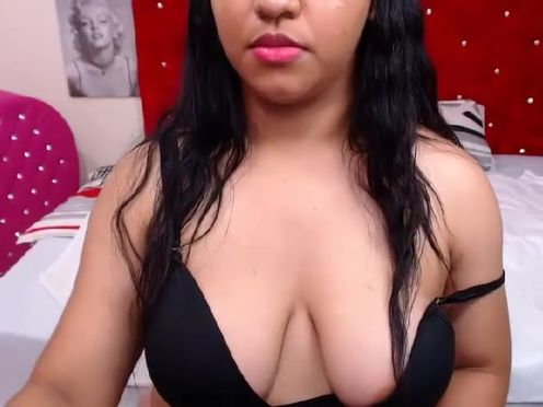 andre_lopezz chaturbate busty chick masturbates shaved pussy