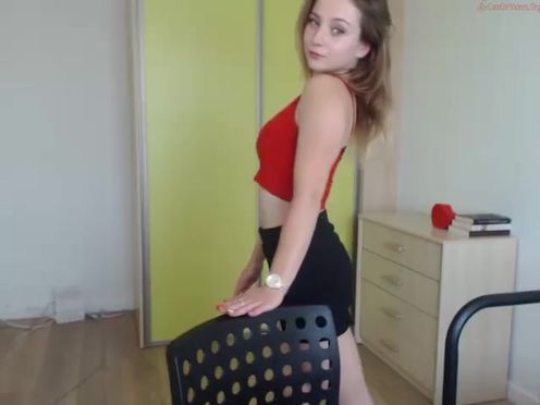 kelsimonro chaturbate busty small exposes her charms