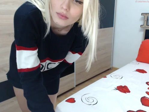 sexy_sweetgrl myfreecams Mature bitches fuck in the garden