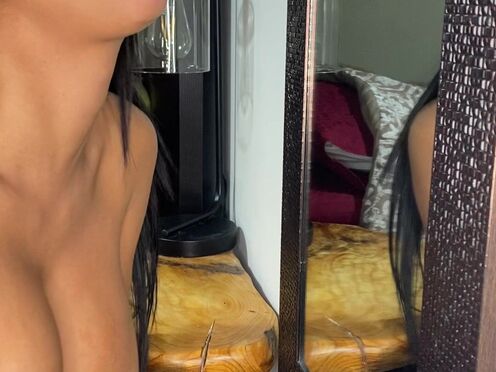katrinavianna onlyfans  squirting from attractive