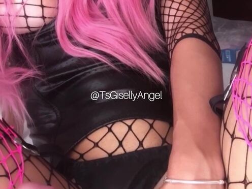 Giselly Angel onlyfans  06 july 2020