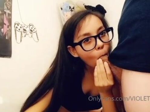 Violet Nixie onlyfans crazy woman masturbating cunt with hand