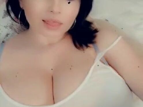 Busty Ema onlyfans Mature beauty