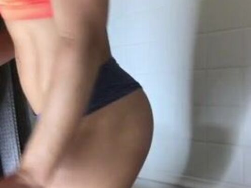 Nicole Aniston  New Big Butt cam sex Show