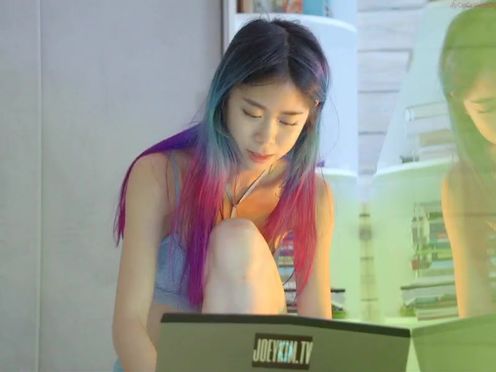 joey_kim  Girl masturbating on webcam