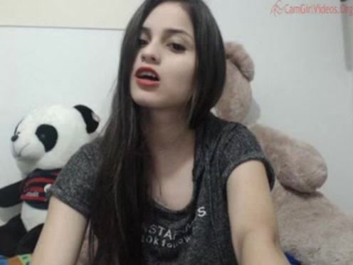 panda_loves_19  Playing Herself Very Hot with orgasm