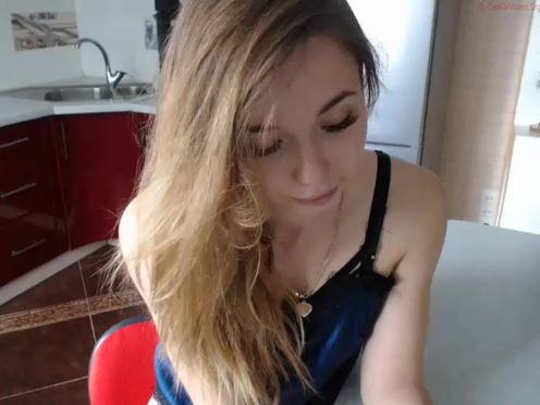 meryfoxxx  ready to fuck her self any time in chat