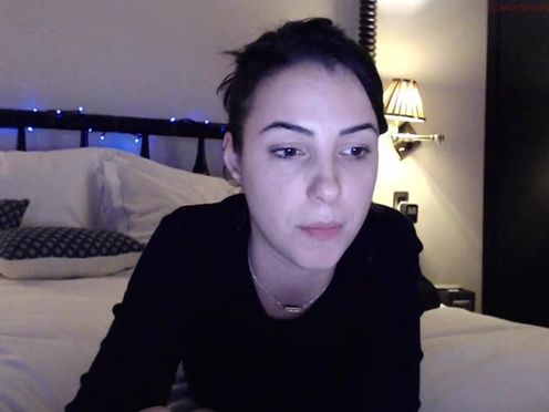 crazym  rought herself to orgasm in free chat